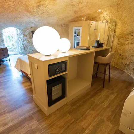 L-eremita Boutique Кала